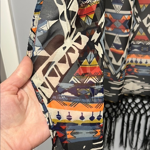 Angie Geometric Patterned Kimono with Fringe - Picture 5 of 6